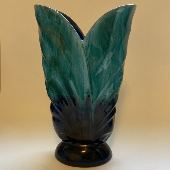 Blue Mountain Pottery Vase - Picture 3 of 7
